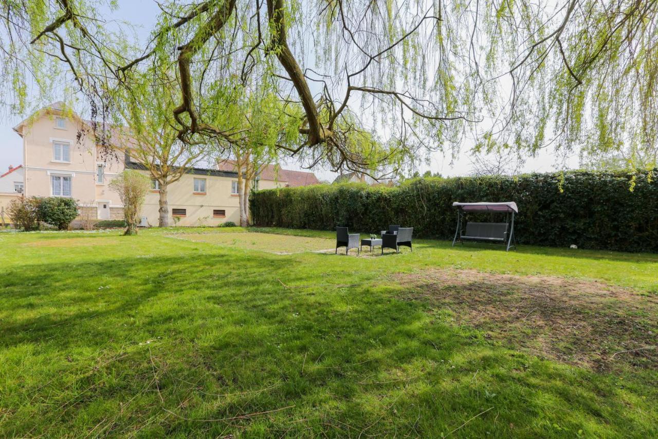 Apartamento Le Vexin Gisors Exterior foto